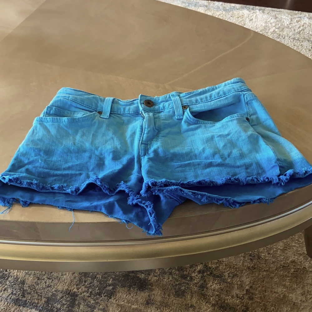 Rich and skinny Ombré blue denim shorts